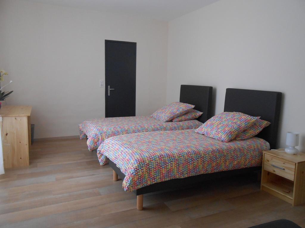 Le Merlanson Chambres D'Hotes Bez-et-Esparon Esterno foto